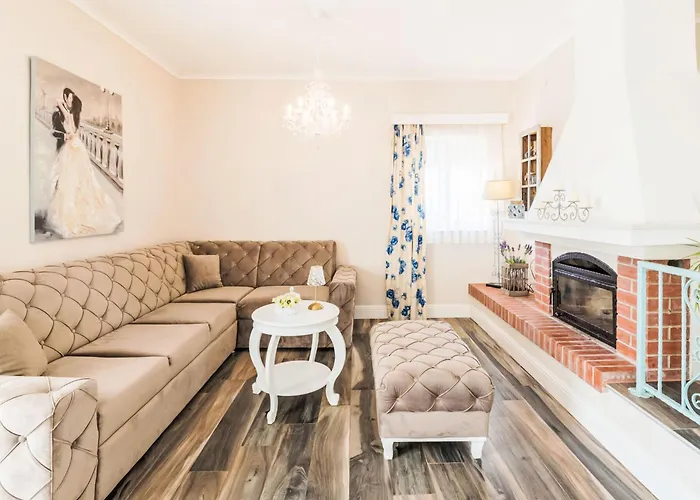 בית נופש Kontrada By Interhome *