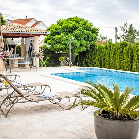 Semesterbostad Kontrada By Interhome