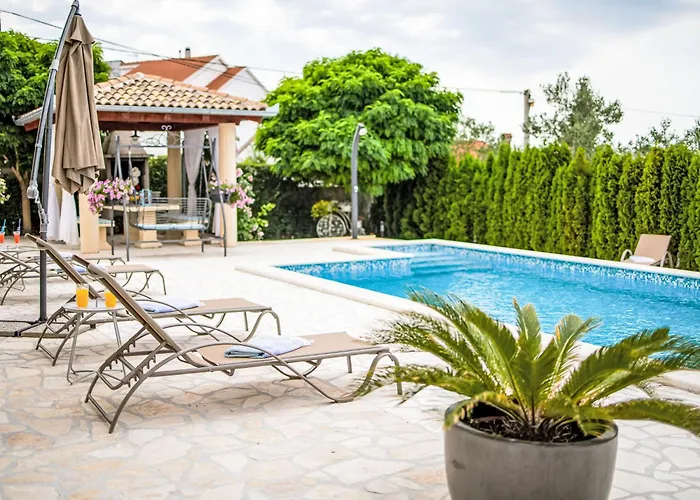 Semesterbostad Kontrada By Interhome